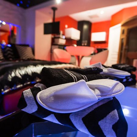 Suite Glamour & Spa Dijon Exteriör bild