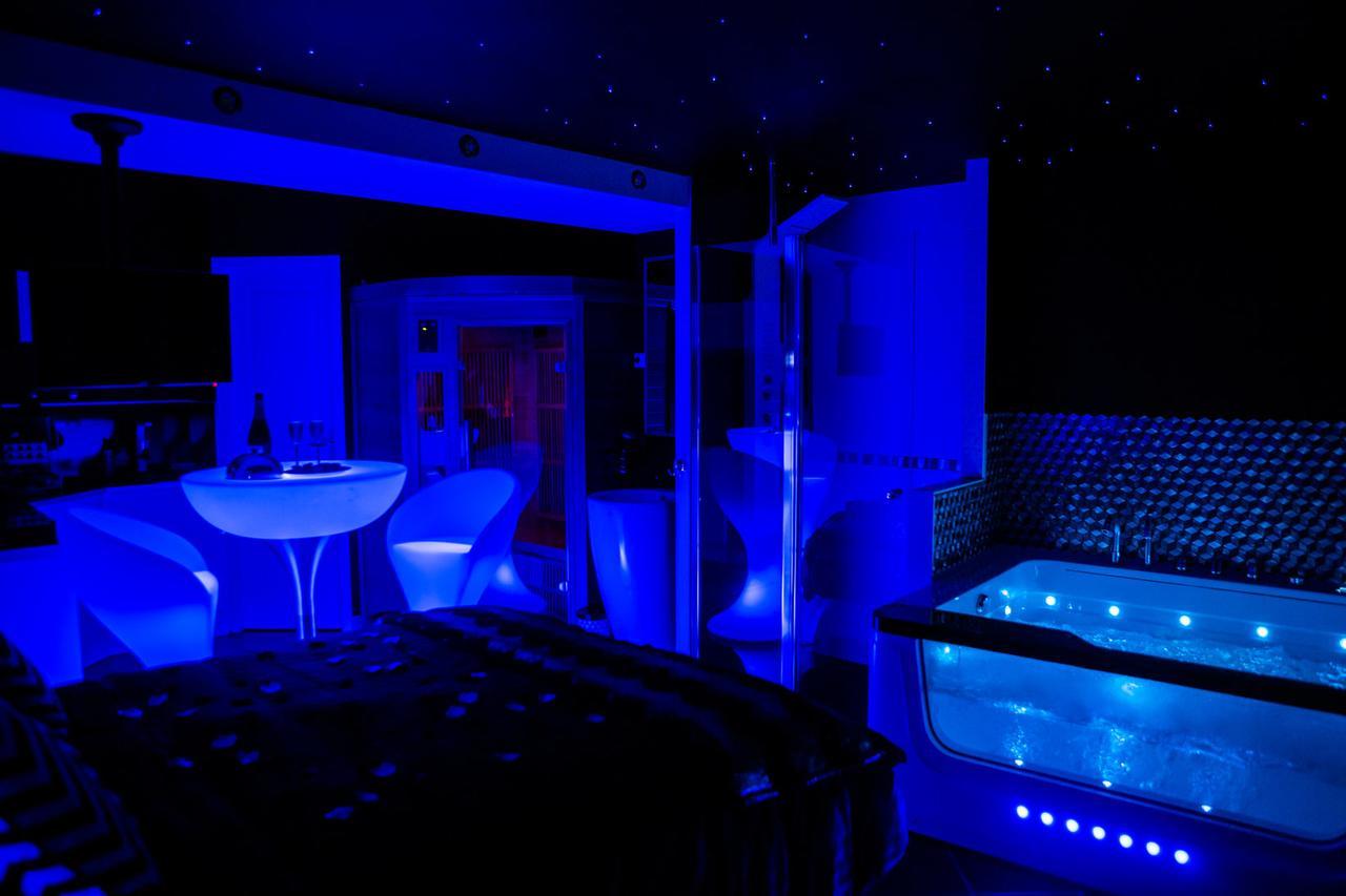 Suite Glamour & Spa Dijon Exteriör bild